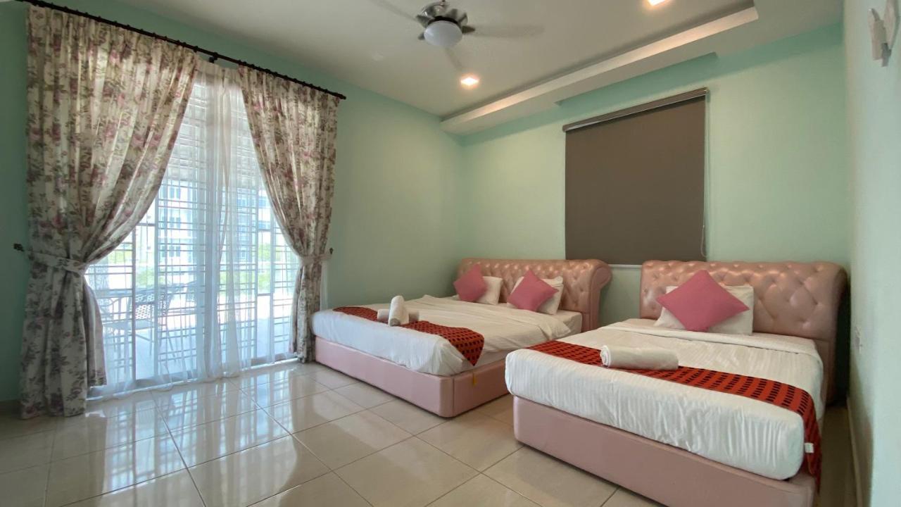 Simfoni Families Suite Kuah Exterior photo